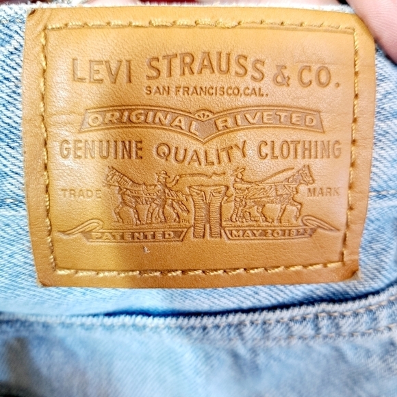 Levi's Premium Light Wash High Loose Taper Distressed Size 28 - Picture 6 of 12